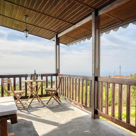 Do Relogio D'agua, A In Madeira Chalet *