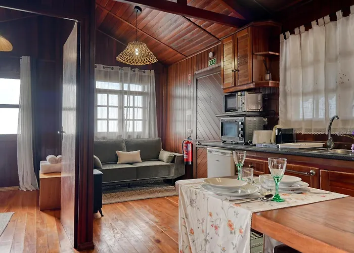 Do Relogio D'agua, A In Madeira Horská chata *